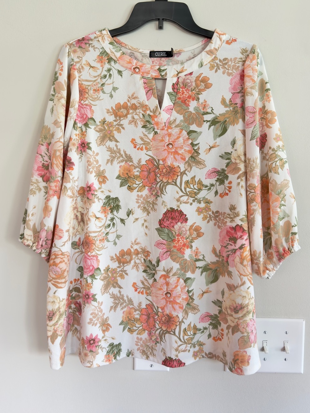 Cure Floral Split-Neck Blouse in Cream with Pink & Peach Flowers